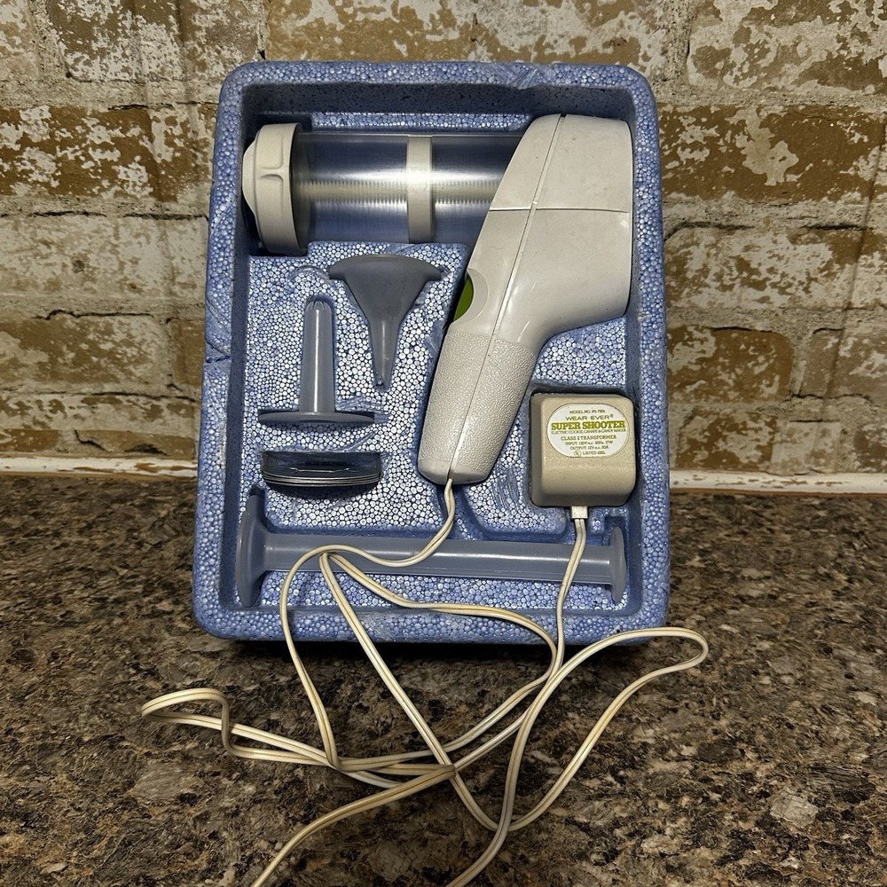 VTG Wear Ever Super Shooter Electric Cookie Press 70001 Works Tested NO BOX